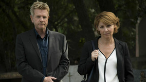 Vignette du programme télé Section de recherches (Corbeau blanc) S10 (8/13)
