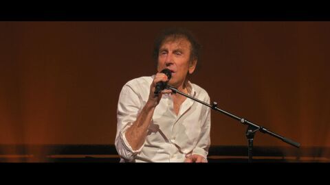 Vignette du programme télé Alain Souchon en concert ici & là au Dôme de Paris